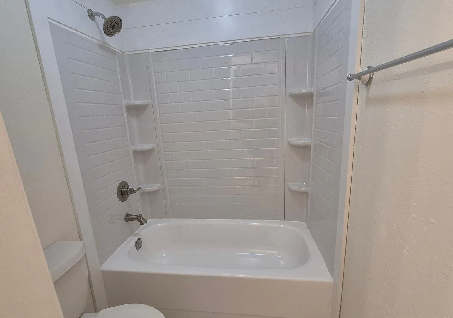 Fabulous 2 story home in Bay Meadows — Photo 4