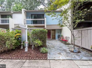 11702 Newbridge Ct, Reston, VA 20191