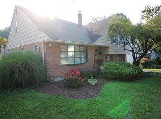 1029 Crozer Ln, Springfield, PA 19064