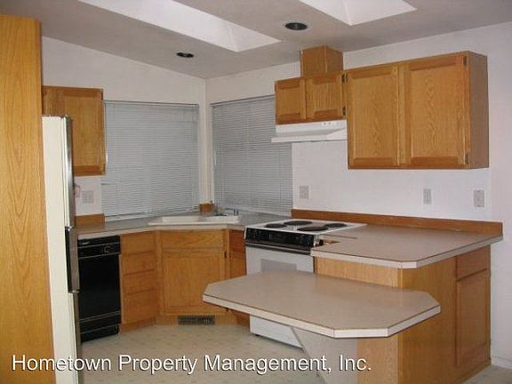 3rd image of 2209 Sophie Way NW
