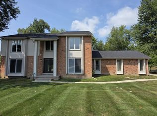 5310 Hauser Way, West Bloomfield, MI 48323