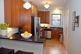 4th image of 1331 W North Shore Ave APT 3S