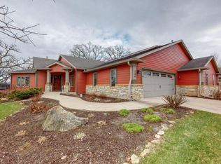 766 Panorama Cir NW, Rochester, MN 55901