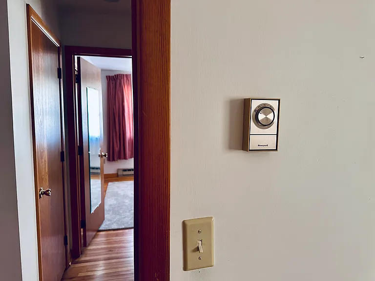 410 Barbara Dr — Photo 35
