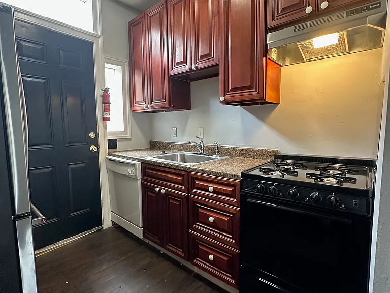 2144 N Palethorp St — Photo 7