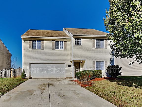 2nd image of 5505 Carriage Woods Dr