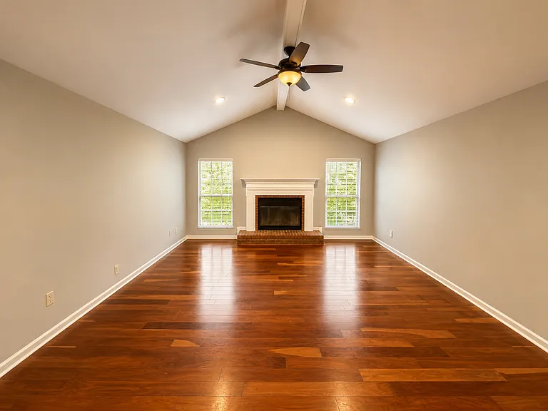 4914 Ballygar Dr — Photo 4