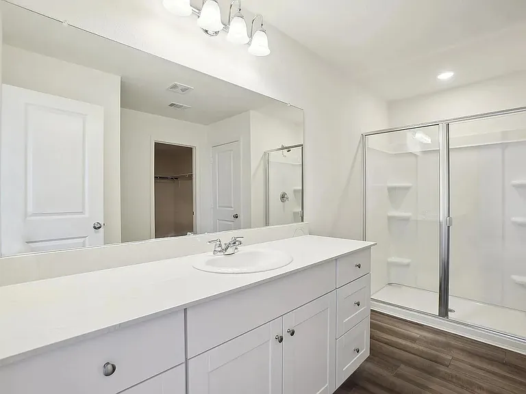 2200 Meadow Park Dr — Photo 15