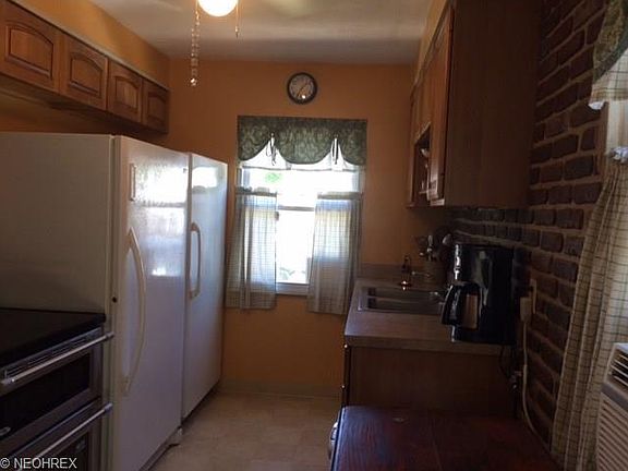 2nd image of 12906 Reindeer Ave