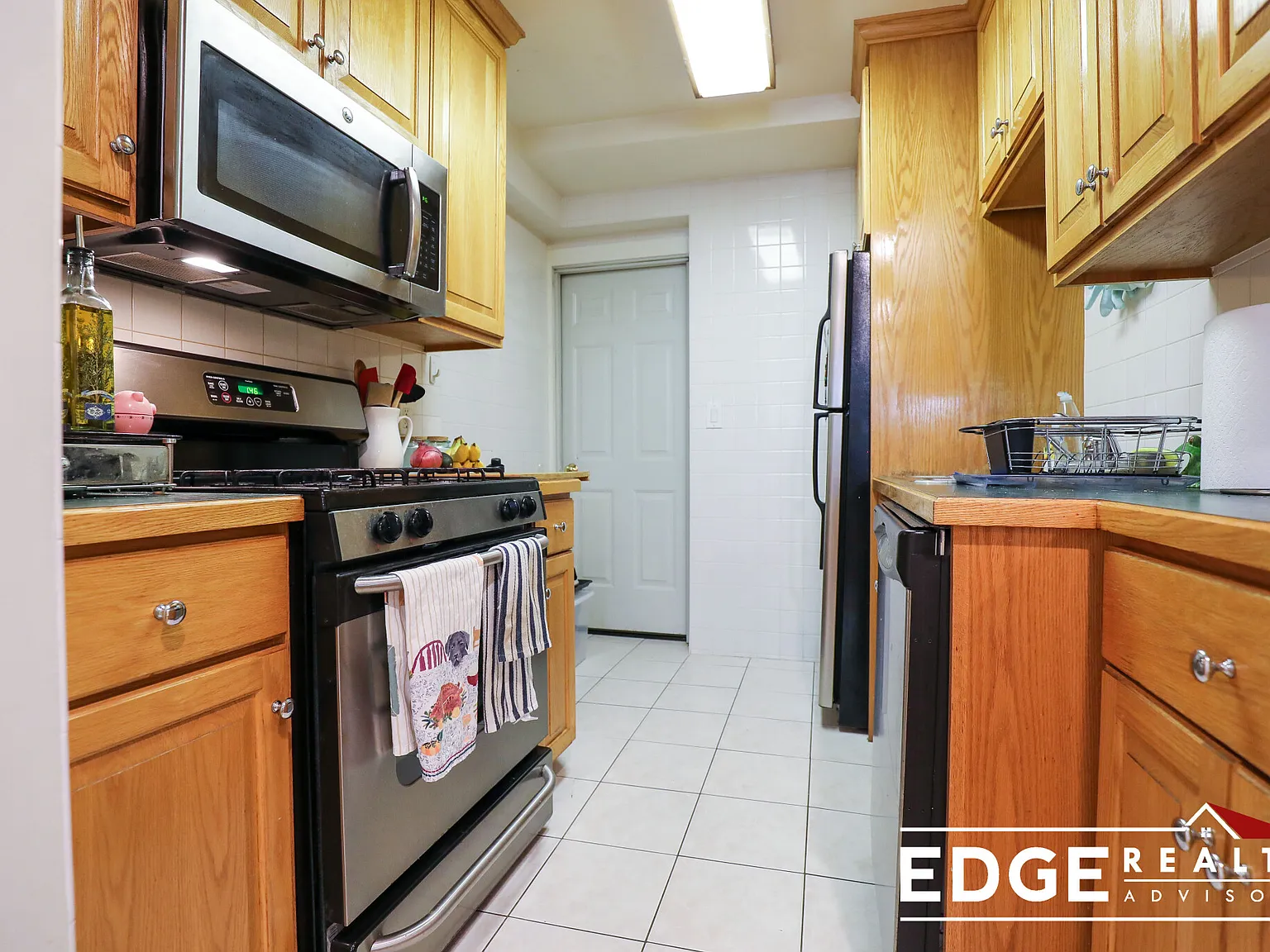 2 bed, 1100 sqft, $3,400 — Photo 1