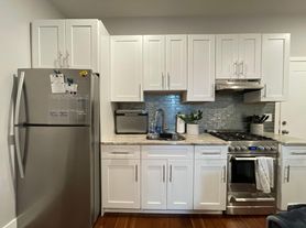 1003 S 4th St