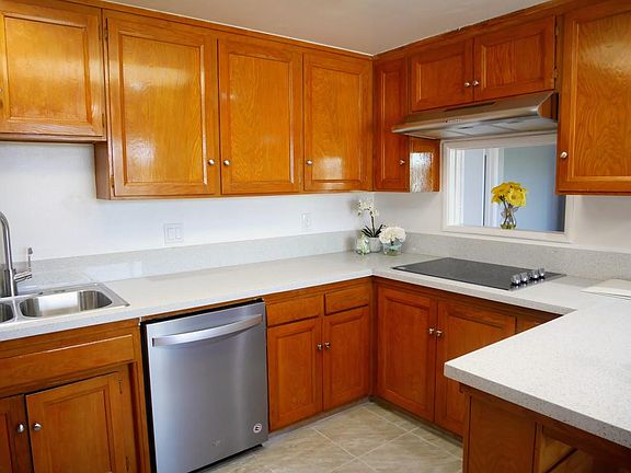 3rd image of 15312 S Normandie Ave APT 217