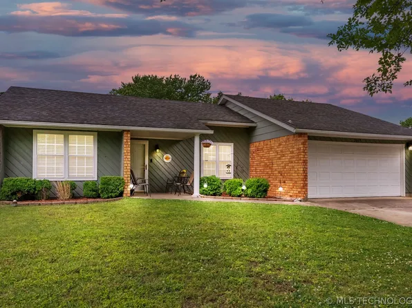 2007 Deer Run Cir, Muskogee, OK 74403