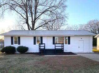 412 Barclay Ave, Gaffney, SC 29340
