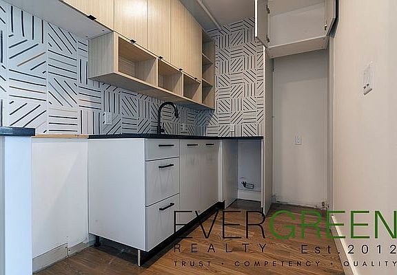 2nd image of 319 E 19th St #5B