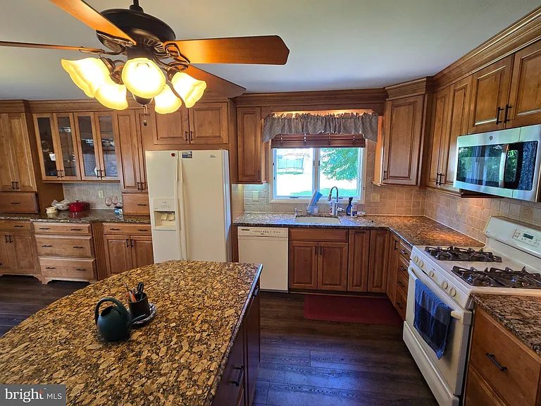 425 Silver Ave — Photo 19