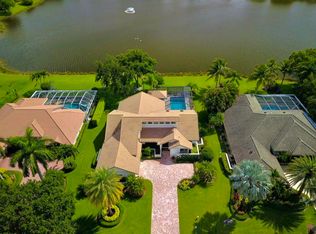 135 Brookhaven Ct, Palm Beach Gardens, FL 33418