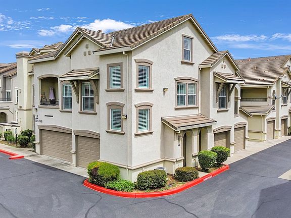 2nd image of 5582 Tares Cir