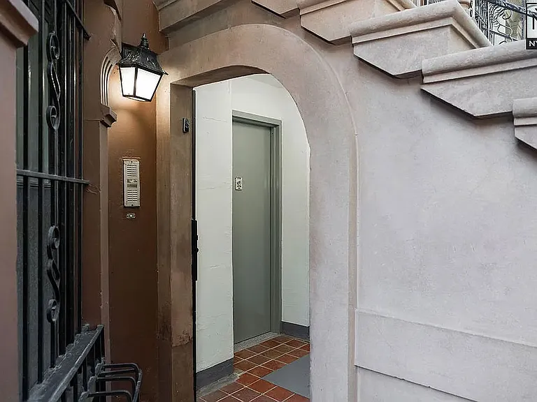 4 W 83rd St #GARDEN — Photo 23