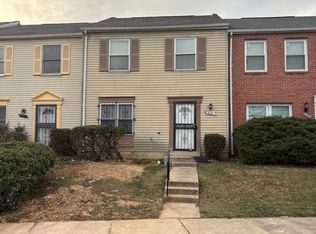 2121 N Anvil Ln, Temple Hills, MD 20748