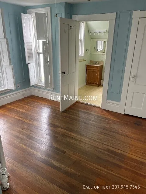 2 bed, $1,300 — Photo 3