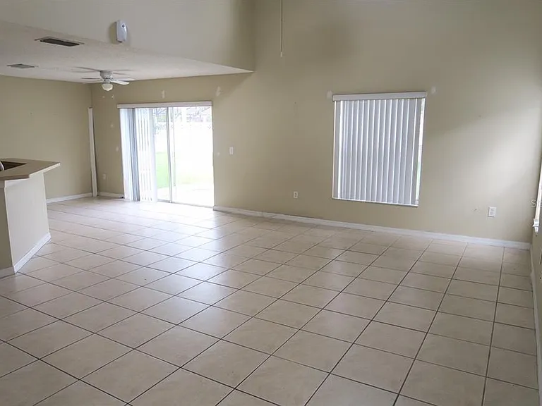 105 Owenshire Cir — Photo 5