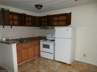 9628 19th Bay St APT 2, Norfolk, VA 23518