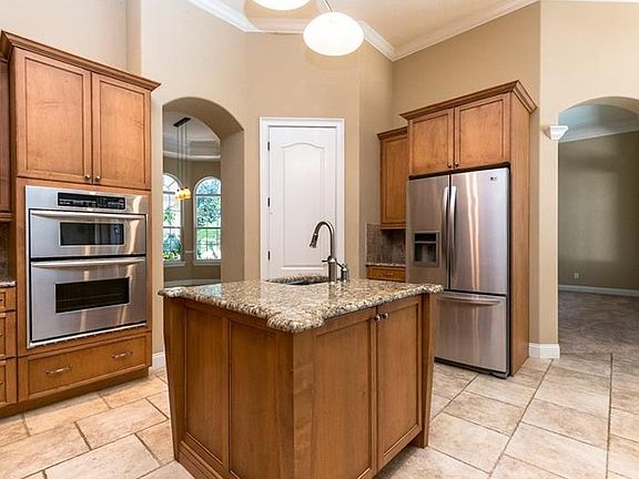 5th image of 1899 Merlot Dr