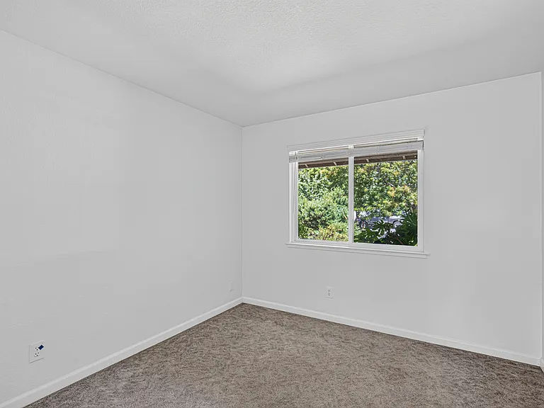 2020 Rivera Dr — Photo 24