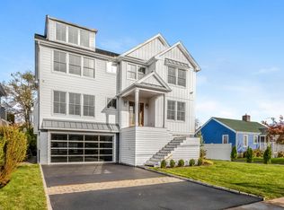 127 Paul Place, Fairfield, CT 06824