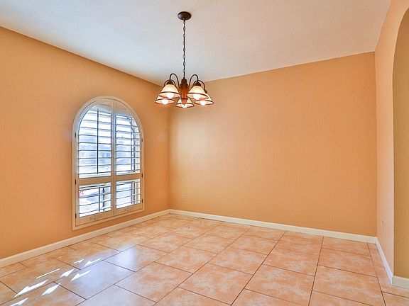 5th image of 5302 E Hillery Dr