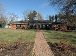 1409 California Park, Lexington, KY