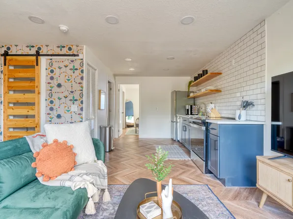 5222 SE Holgate Blvd #2, Portland, OR 97206