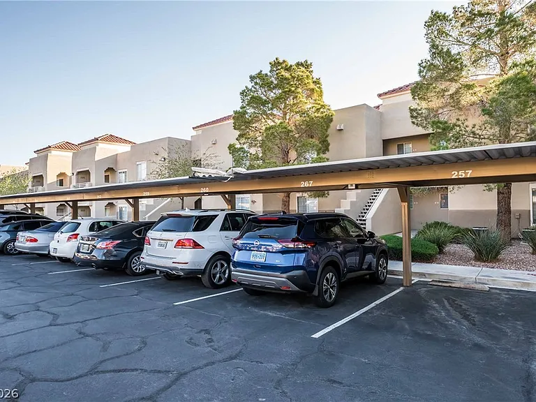 1908 Villa Palms Ct #202 — Photo 31
