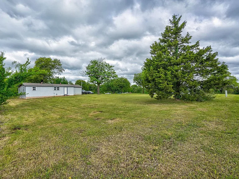 6700 N Coltrane Rd — Photo 17
