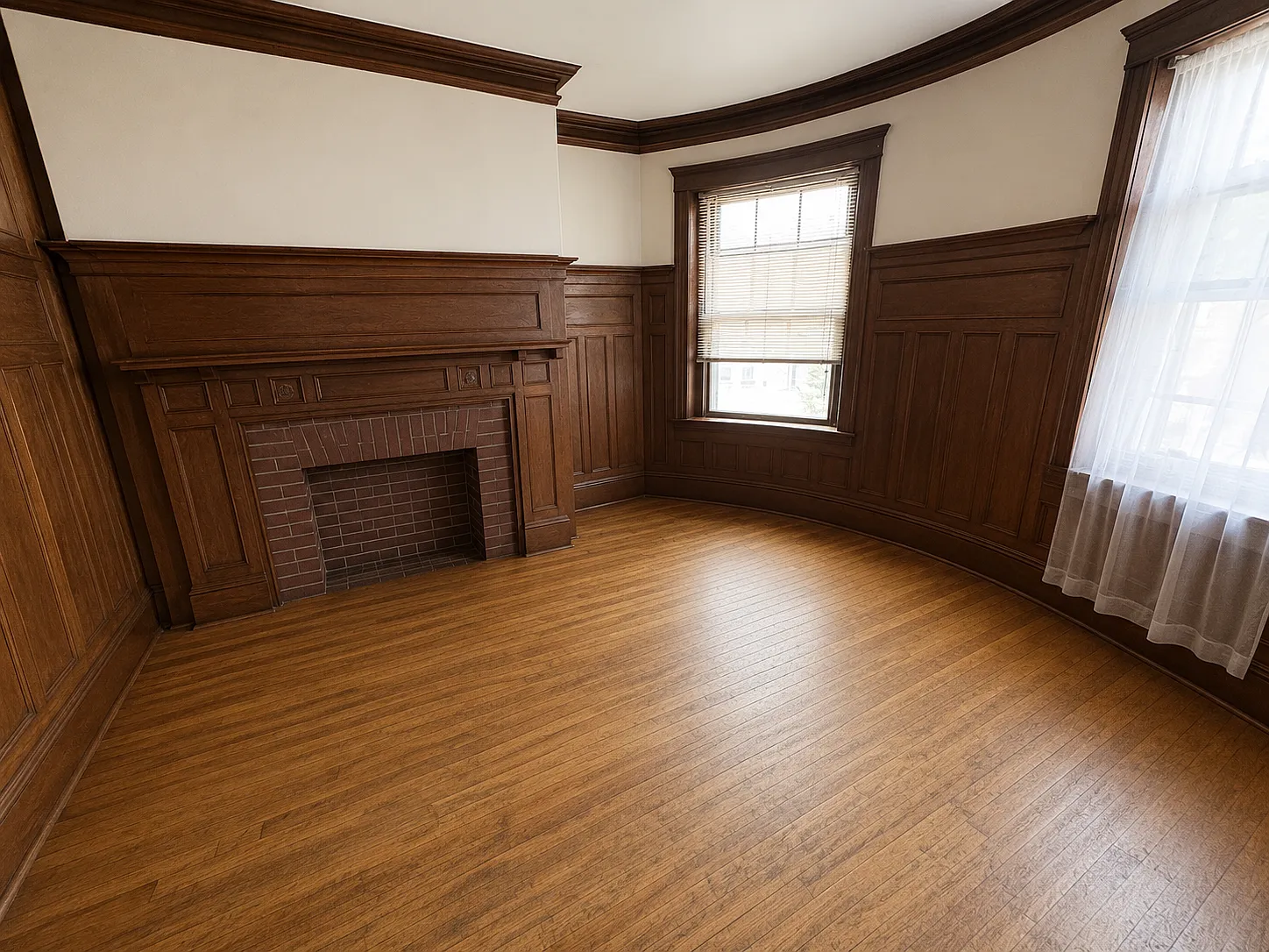 5 bed, 1500 sqft, $4,700 — Photo 3