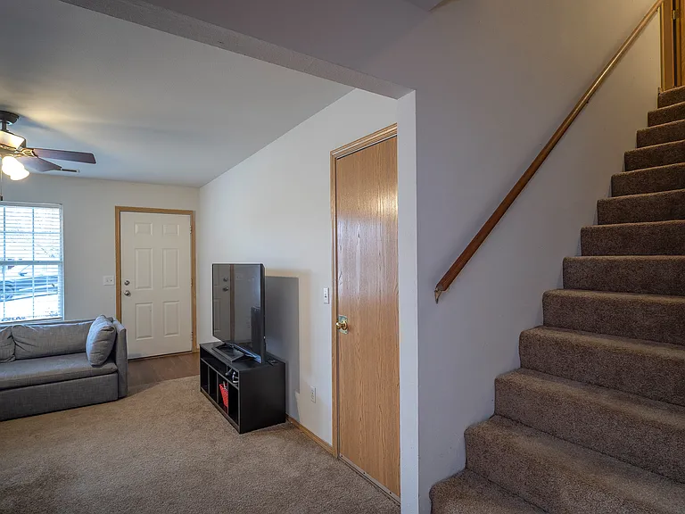 Ranch Way Townhomes — Photo 8