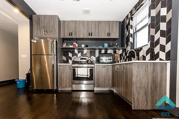 Rented by EXR | media 49