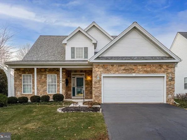 144 S Founders Ct, Warrington, PA 18976