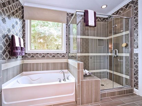 5th image of 7231 Avoncliff Dr