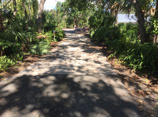 6405 SW 102nd St, Pinecrest, FL 33156