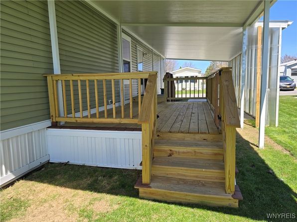 182 Hemlock Oval, Akron, NY 14001
