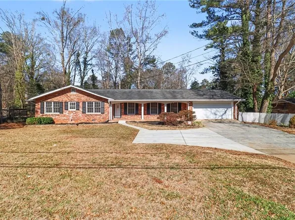 3656 Rainbow Dr, Decatur, GA 30034