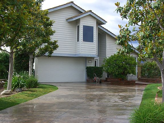 Largest driveway-4 cars