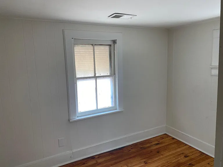 2229 Delano St #A — Photo 9