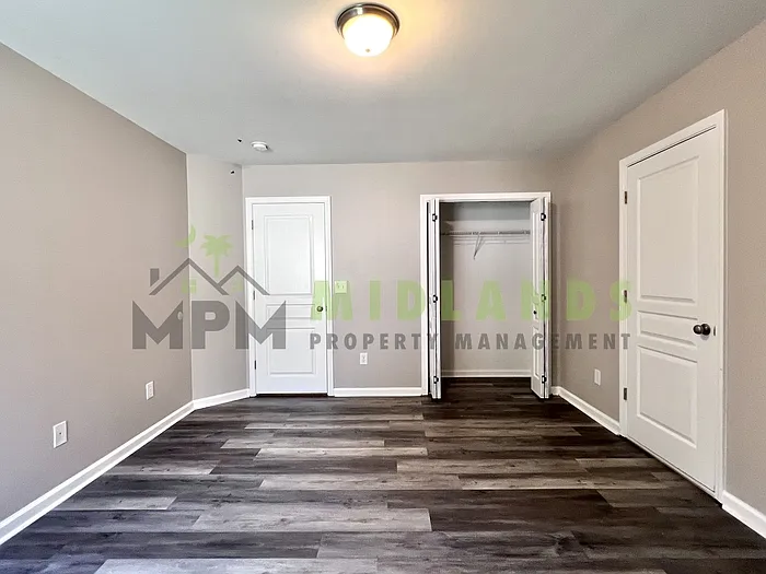 464 Edenhall Dr — Photo 56