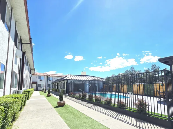 Moana Apartment Homes