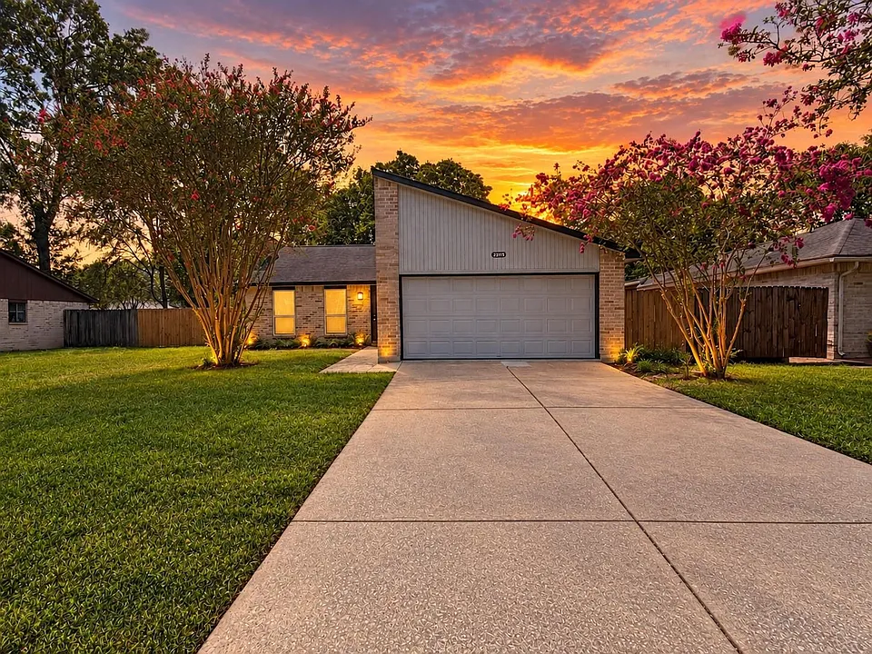 23815 Firegate Dr