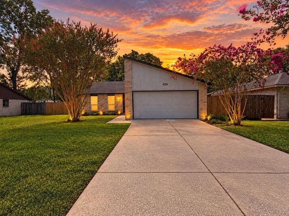 23815 Firegate Dr