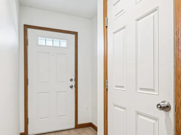 6810 S 182nd Ct, Omaha, NE 68135